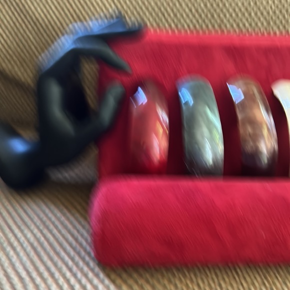 Six pretty barrettes for your wearing new and never worn. Sturdy. 4 1/2 “ each ! - Picture 4 of 6